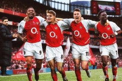 英超德比夜：曼城3-0曼联，利物浦1-0绝杀伯恩利，争冠格局浮现